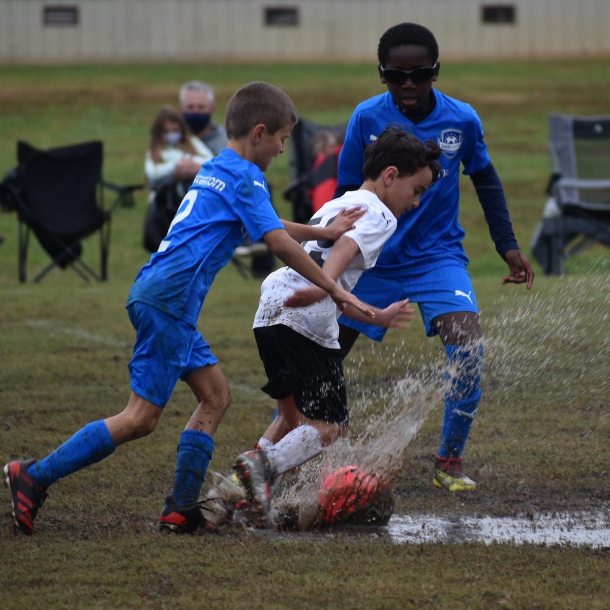 CSA_Soccer's tweet photo. The laundry detergent really got put to the test after Sunday’s YA matches! Here are some action shots from the #csaya boys! #csaproud #csatournaments #charlottesocceracademy https://t.co/g86ZtZV6Lm