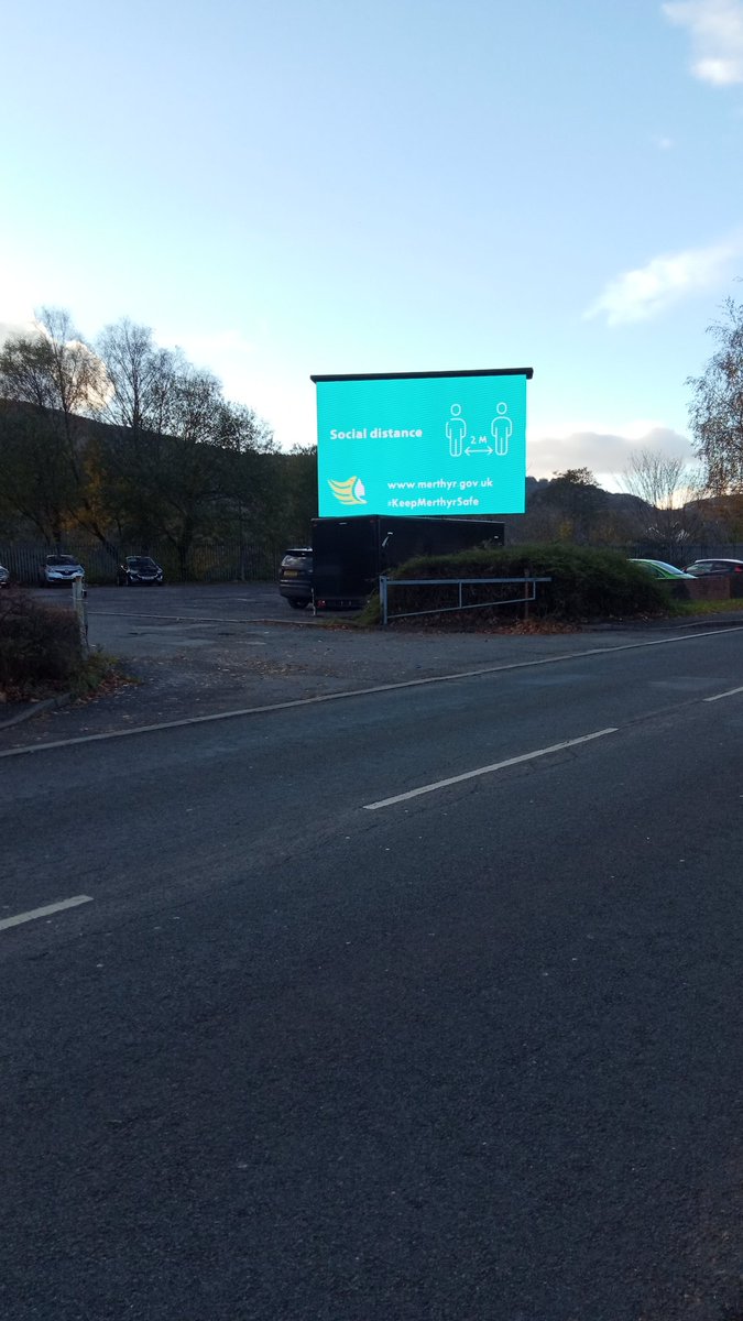 istadia's tweet image. Great to be working with @MerthyrCBC putting across the important messages of #COVID19 using our large format led trailers &amp;amp; one of our digivans across the authority. #mobileled #mobilemessaging #ledscreens