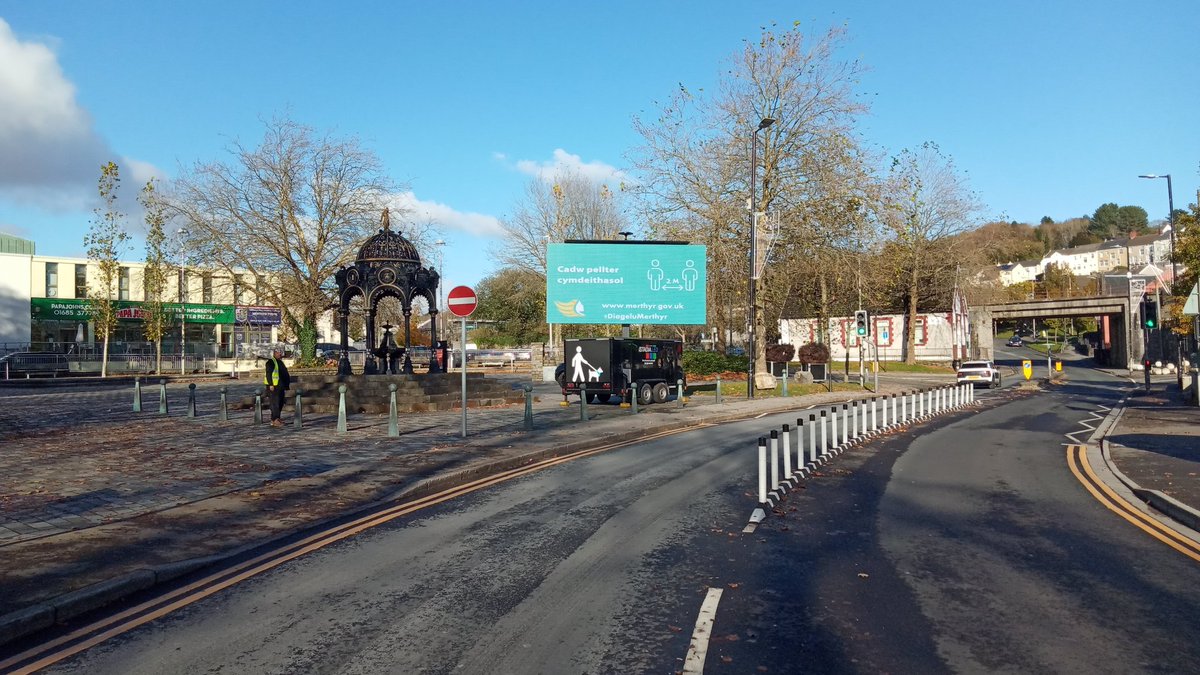 istadia's tweet image. Great to be working with @MerthyrCBC putting across the important messages of #COVID19 using our large format led trailers &amp;amp; one of our digivans across the authority. #mobileled #mobilemessaging #ledscreens