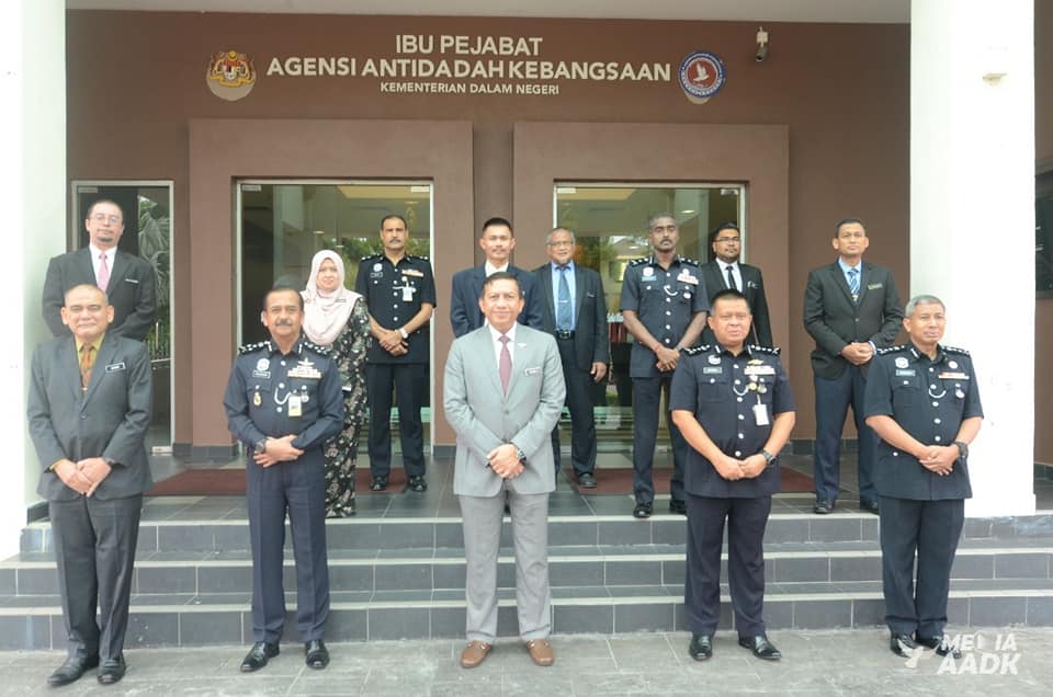 Aadk Dearah Kota Tinggi Auf Twitter Pertemuan Dua Hala Ini Diadakan Adalah Bertujuan Untuk Memperkukuhkan Kerjasama Di Antara Aadk Dan Pdrm Selain Membincangkan Tentang Tindakan Tindakan Yang Perlu Diambil Dalam Menangani Aktiviti Aktiviti Penawaran
