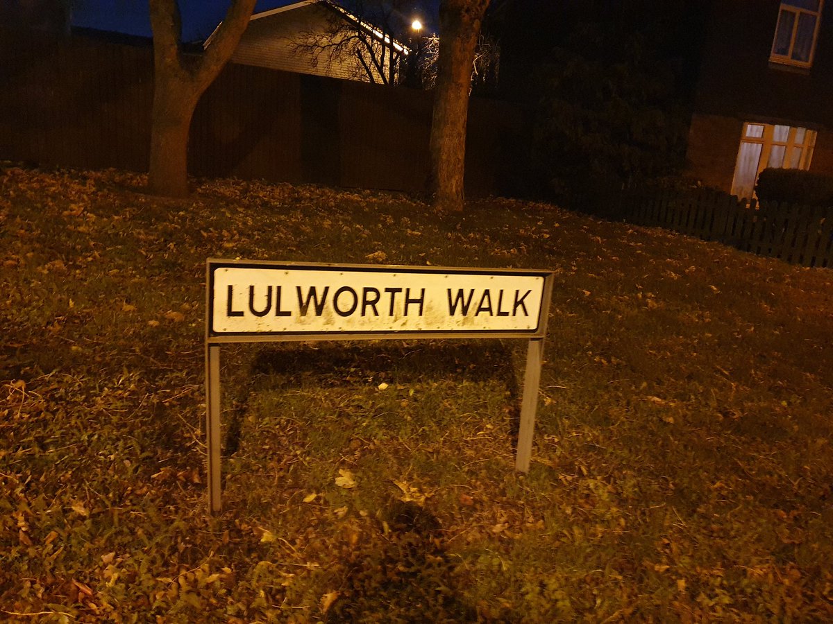 TettenhallWMP's tweet photo. #Streetwatch in full swing over #penn and #merryhill for #mischiefweek. Great work from the team today who have covered some serious miles #openspaces #community #workingtogether #wolverhampton #merryhill #penn https://t.co/KYxGmWBVlX