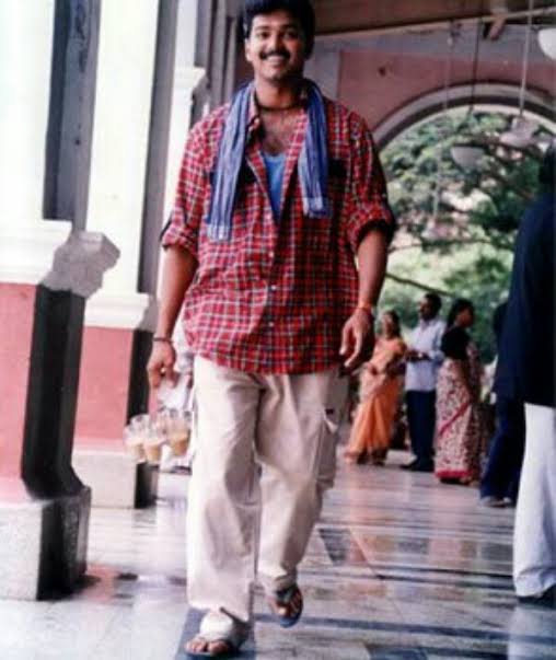 VelaikkaranM's tweet photo. #18yearsof bhagavathi https://t.co/NaNP0OiHpB