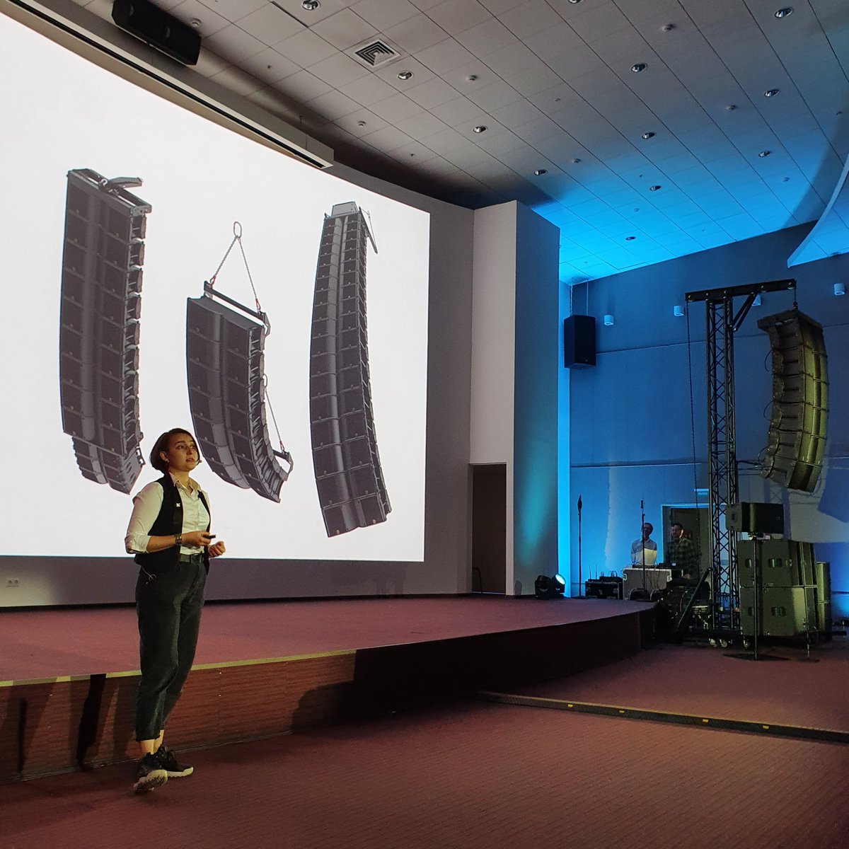 L_ACOUSTICS's tweet photo. #Sonoruss presented the new #K3 in Moscow during Integrated Systems Russia Show last week. Visitors experienced the new compact, full-range loudspeaker and got a demo from live sound engineers A. Perfiliev (#Yolka) and D. Kulikov (#Chaif and #Godfather)🔊 https://t.co/Moz7gQg5xv