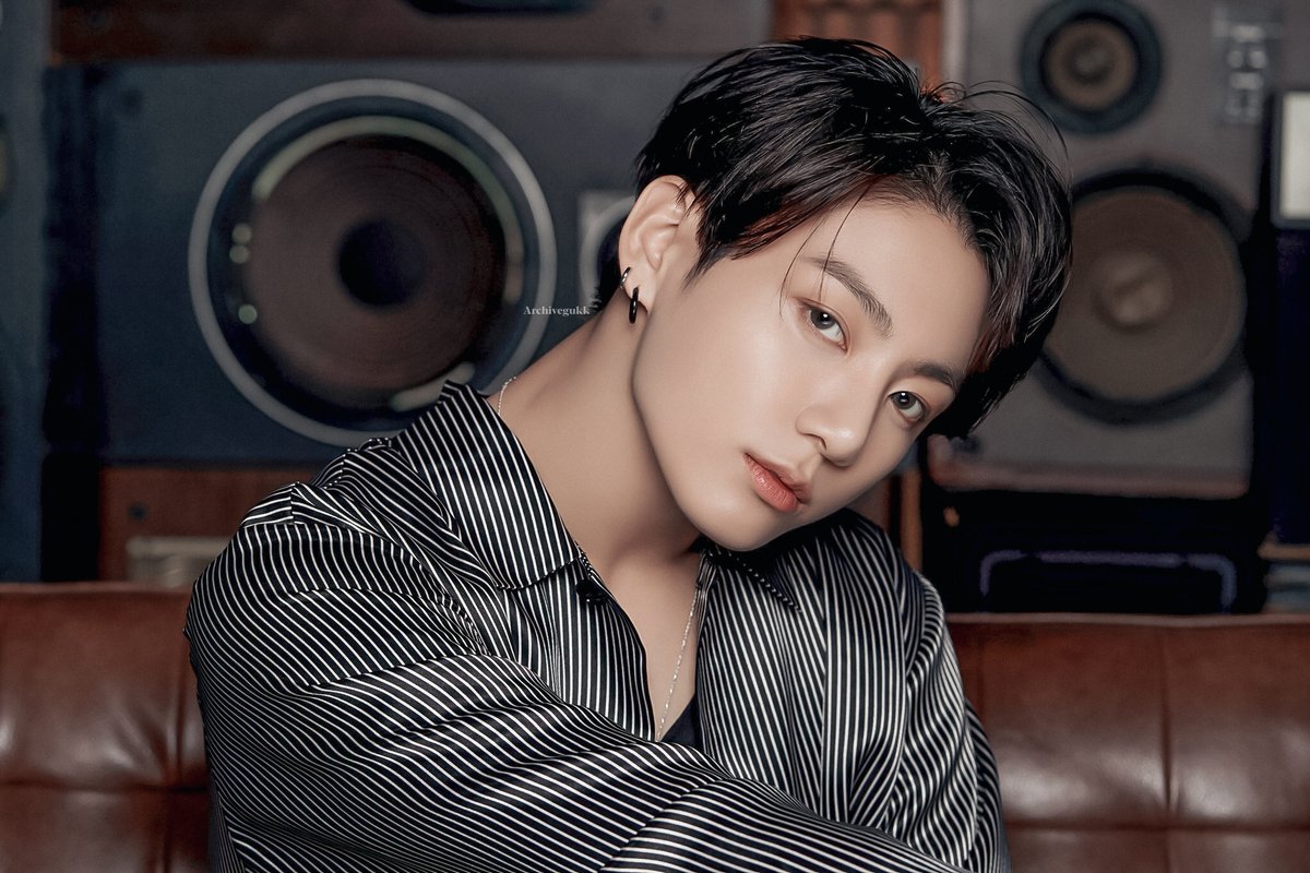 archivekukk's tweet photo. The CEO of visuals ♡ #jungkook https://t.co/hDQHI28wI6