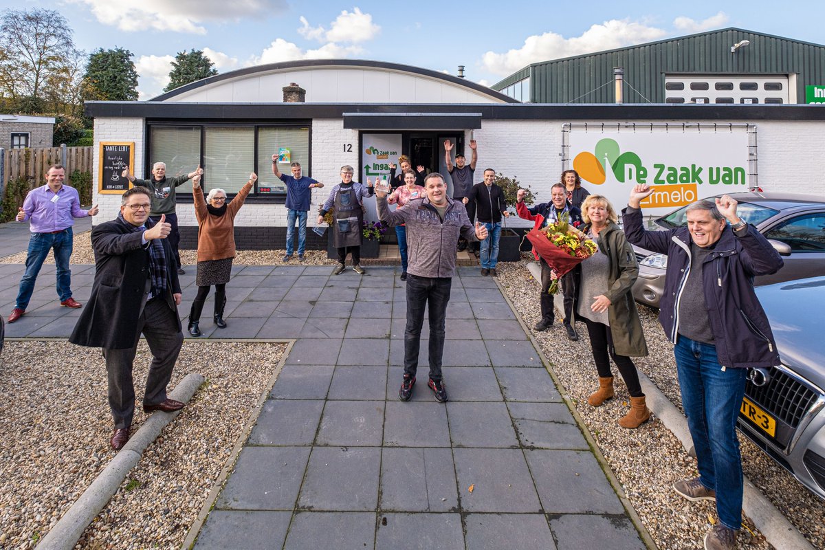 ErmeloVanNu's tweet image. ermelovannu.nl/ondernemend/10…

De Zaak van Ermelo wint Groene Pauw Award voor duurzaamheid

#Ermelo @GemeenteErmelo #DeZaakvanErmelo @bruggen_henk