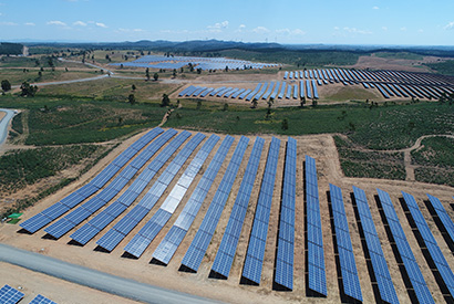 #Gonvarri #SolarSteel achieves the milestone of 1GW of its RackSmarT+® mounting structures delivered to Iberdrola in #Spain, the world leading renewable Company in 2020

#pvsolar #solar #solarenergy #solarpv 

cutt.ly/FgDn7rB
