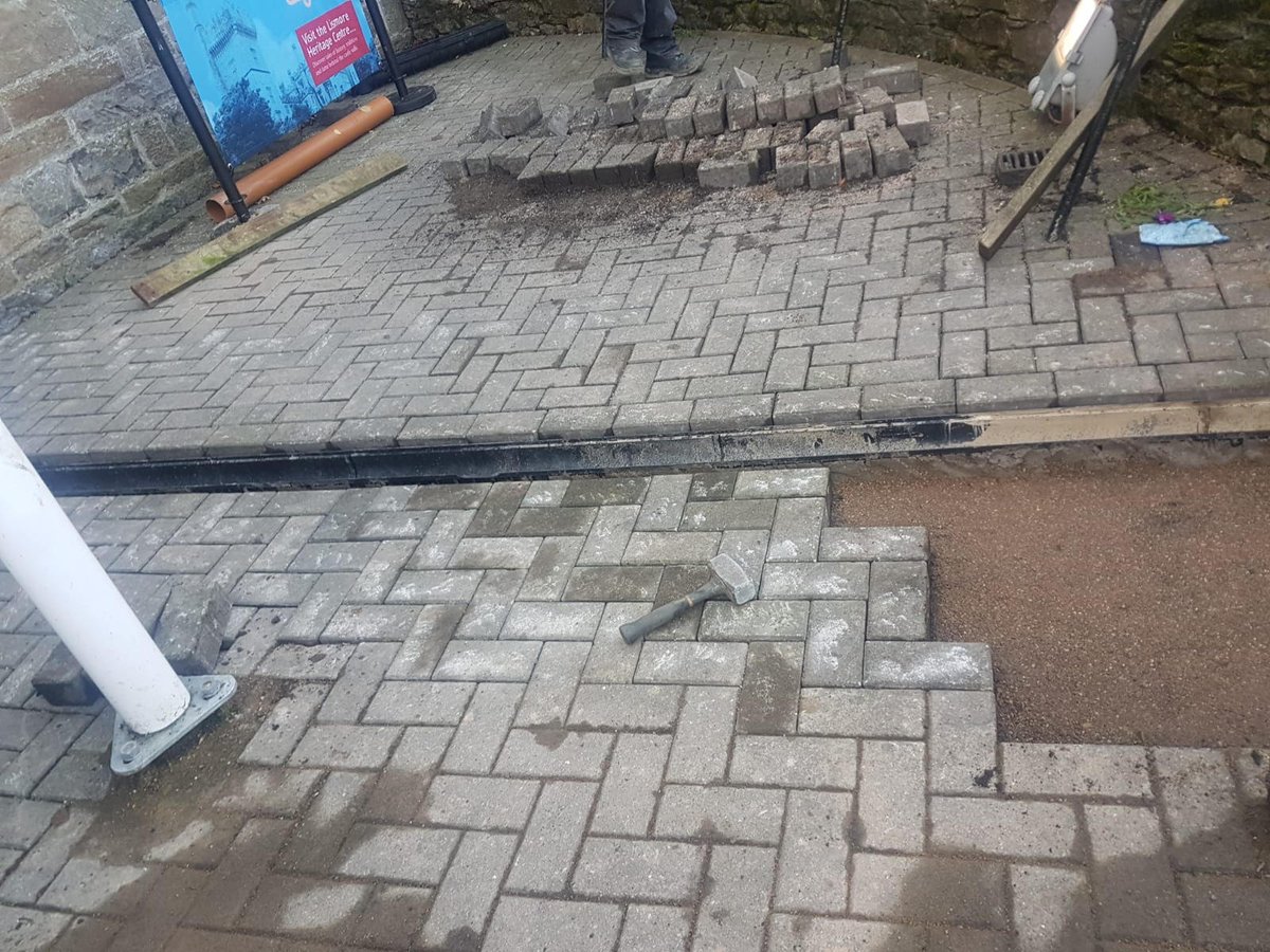 Our doors may be closed, but both outside and behind closed doors we continue to work hard. 

Currently we are making some small changes at the front of the Lismore Heritage Centre.

#Hardworking #renovation