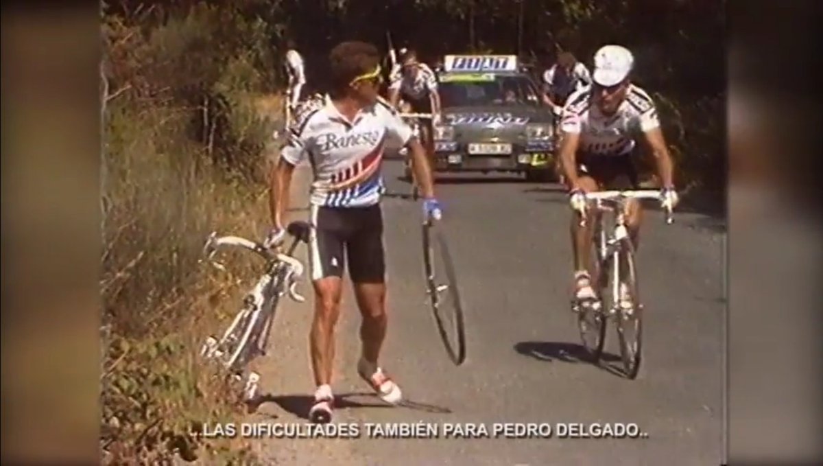 pablocasanova01's tweet photo. @teledeporte @pedrodelgadoweb Pedro, te acuerdas de tu cabreo con un pinchazo en la Vuelta a Galicia 1990, con llegada en Monforte, luego de pasar por un tramo de tierra...??
https://t.co/eybJhHkkQ6 https://t.co/U9mFyzwHFL
