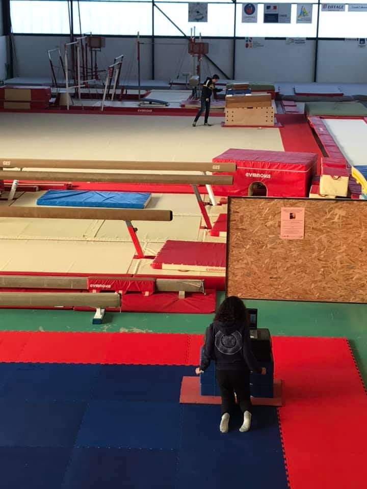elansportif87's tweet photo. Parce que nous devons nous adapter à la situation que nous traversons. Nos salariés s’activent pour proposer très prochainement des activités à distance !
#restonsencontact #eselfamily
@laFSCF @VilleLimoges87 @hautevienne_dep @lepopulaire_fr @lepopu_sports https://t.co/SDa3LD5uVL