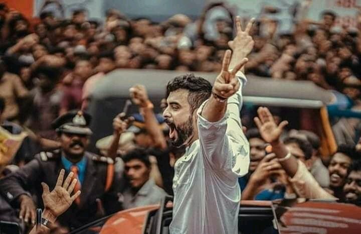 _Dil_jith_'s tweet photo. Rowdy Baby song reaching to 1 Billion views ✨
#മാരി2 😍🎉😎 #Maari @dhanushkraja
@ttovino
#MinnalMurali
#RowdayBaby #RowdyBaby1BillionTrendSoon https://t.co/LAfDADvW4X