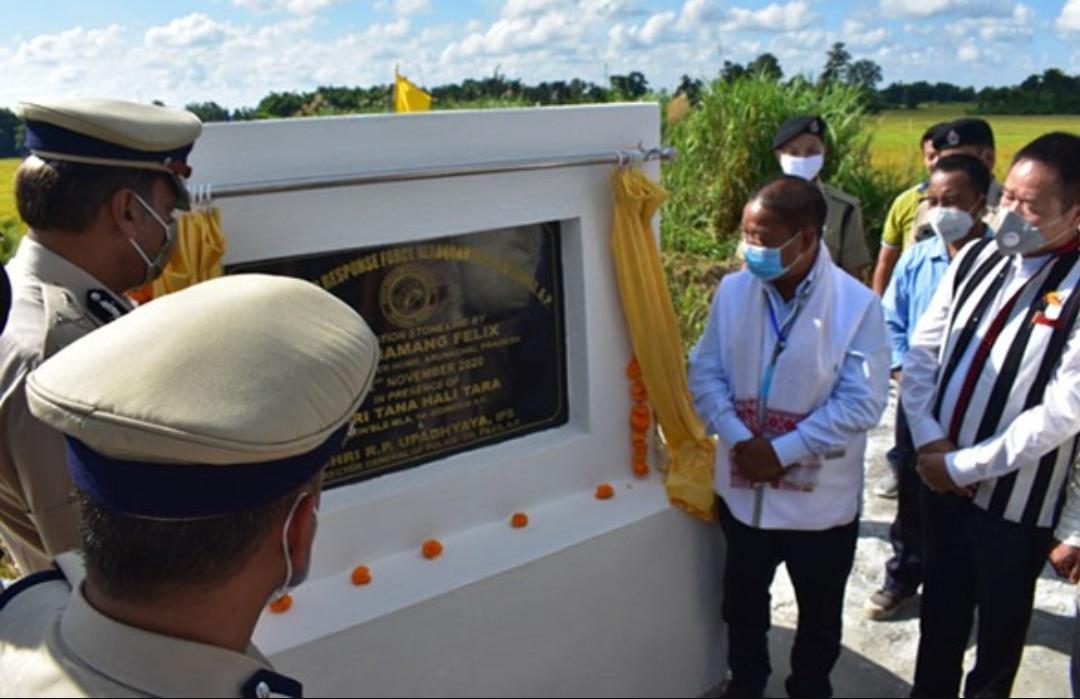 Home Minister Bamang Felix on Monday laid the foundation stone of the state disaster response force (SDRF) headquarters here in Papum Pare district.
Read more arunachaltimes.in/index.php/2020…