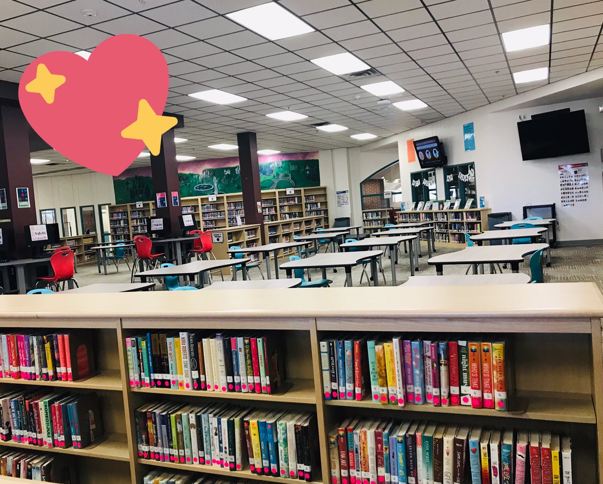 cjanereads's tweet photo. My favorite place at work is the @LETTlibrary .... I love coming to work in here everyday! 🥰 #LettsBeThankful #Day2 #WeROne #GISDlibraries @RHS_Eagles https://t.co/cykhhPFKrO