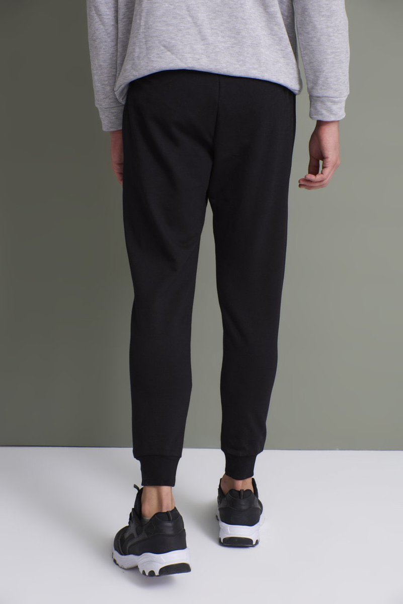 Siyah Eşofman sizlerle! 

#gamerwo #gamer #eşofman