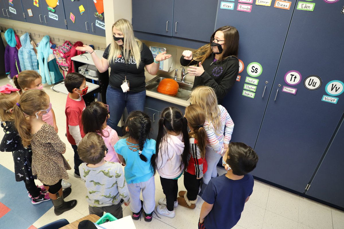 Kindergarten students at <a href="/RPSKarenWestern/">Karen Western</a> participated in activities in which they looked at the height, width, and had to make an hypothesis as to whether a pumpkin would sink or float. Students then cleaned out the pumpkin, counted all the seeds, &amp; decorated a mini pumpkin.