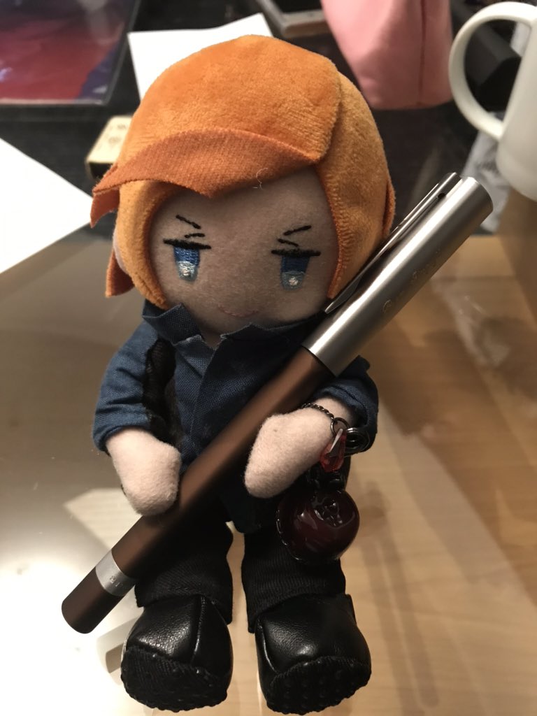 りんたろさんと合作☺️例の万年筆使わせてもらったー!サインはりんたろさんが考えてくれました✍️ 