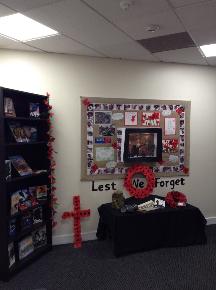 MissEGSGC's tweet photo. Thank you to all classes for contributing to our display commemorating Remembrance Day. You have thought carefully about why it is so important to remember. Well done. @MrGSGC #SGCHistory #RemembranceDay https://t.co/vST9E3h0Gr