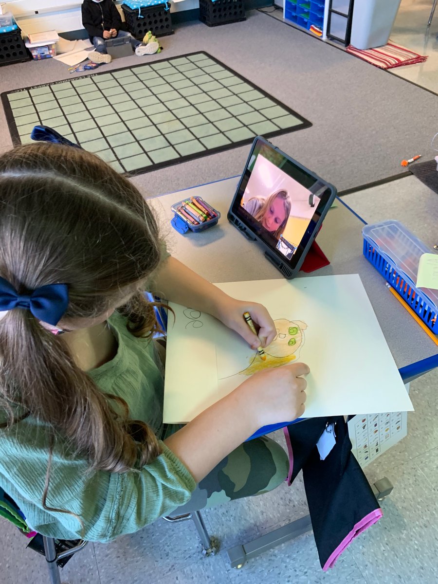 mary_fial's tweet photo. “Virtually” anything is possible! We loved teaming up with Mrs. Hopcia’s leaders today! #classbuddies @GlendaleSHCSD https://t.co/aMGOVgfrCv
