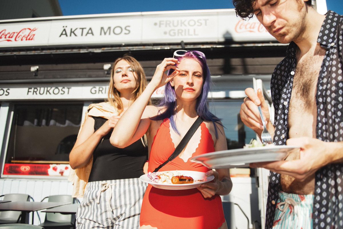 Our third album ”Some Time, Alone” is out on Friday ❤️🐥❤️ you can order physical signed (and not signed) copies at Bengans! bengans.eu/en/artiklar/mi…