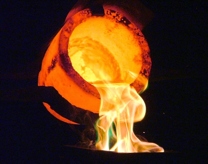 YourNextChaptr's tweet photo. Here's how the heat you're going through is making you stronger.

 A crucible is the heat resistant container they use to melt down and purify metals.  The metal's melted down so it can become stronger.  It's what you may be going through. @cnieuwhof 

https://t.co/uFojJ0WcuZ https://t.co/FBTsLEeGYR