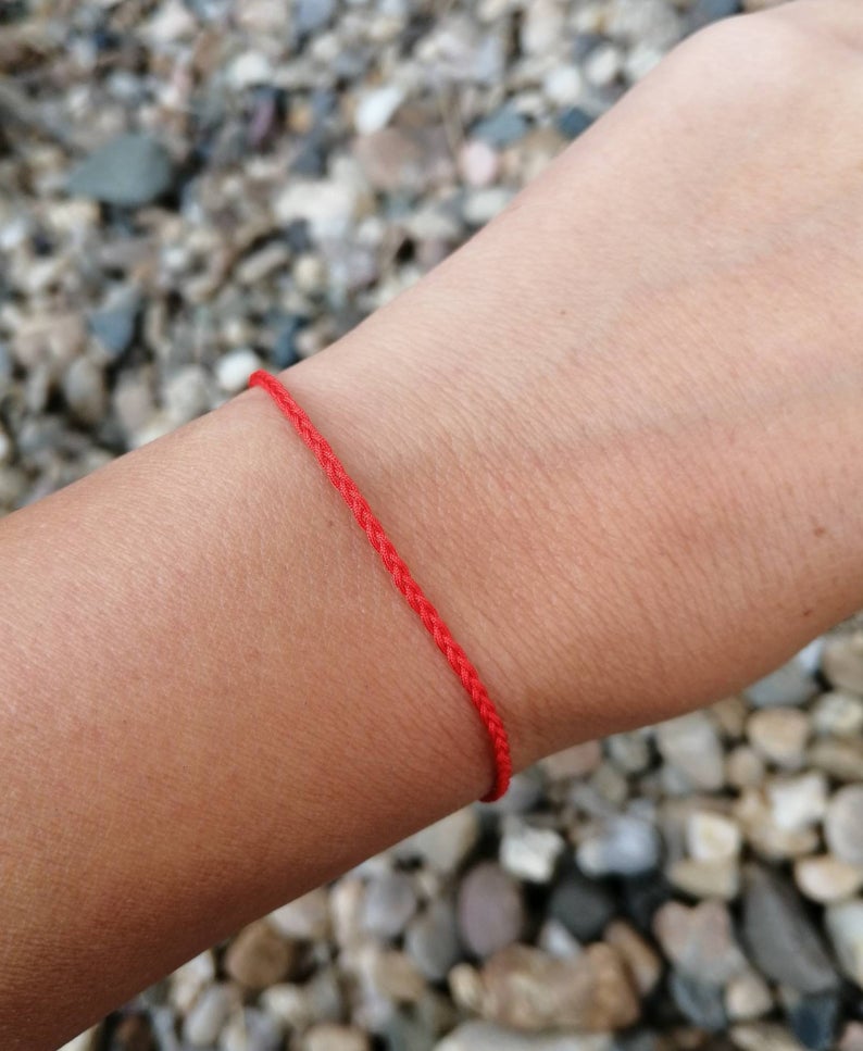 ravnikki's tweet photo. From a while back, but a piece about hope, and hanging on to your thread. https://t.co/4EX9fmsxCE https://t.co/AELHvKdxy9