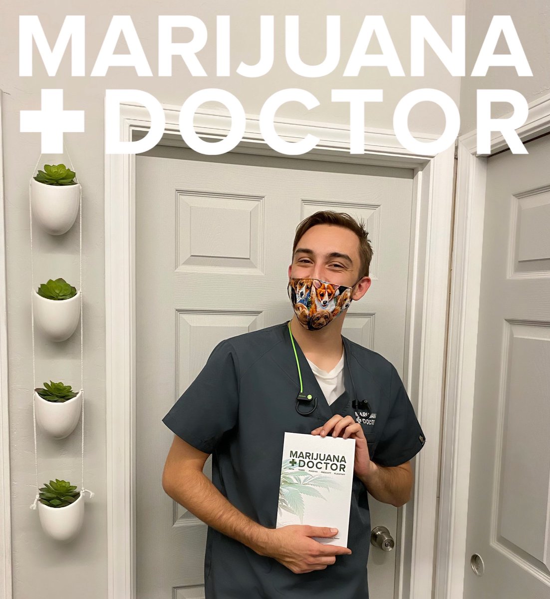 AZMMJDoctor's tweet photo. Happy WEDNESDAY! 💚 Our doors just opened here at The Marijuana Doctor! 👨‍⚕️👩‍⚕️💚 Make sure to call us to book your appointment or feel free to come on in! ☎️📞💚🚶🧑‍🦽🧑‍🦯 https://t.co/xBoujmqZWe