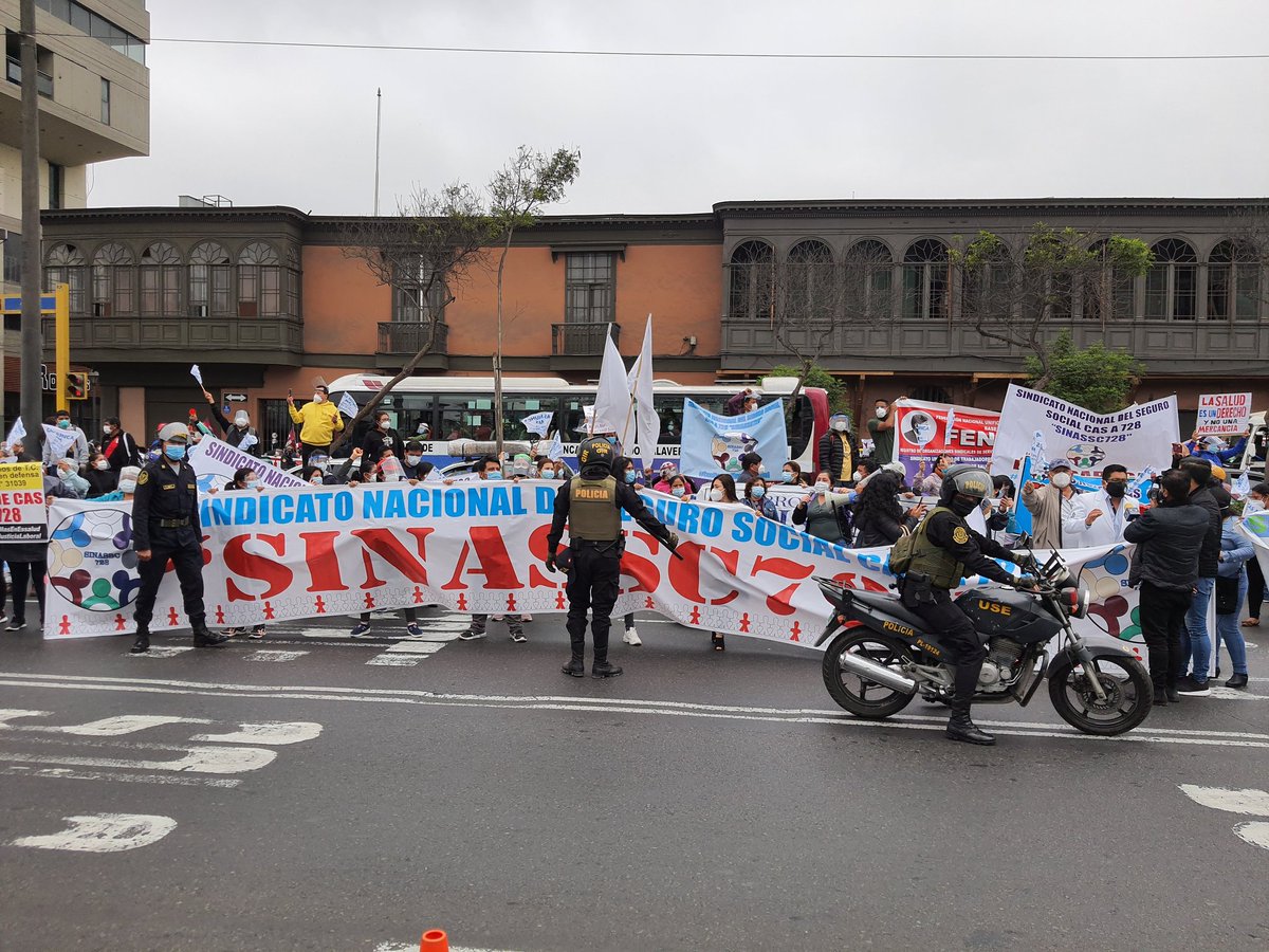 TaniaRodasM's tweet photo. #CasNuncaMas🚨🔵 mi saludo y solidaridad con la lucha de los trabajadores de  salud. 
Vigencia y aplicación de la Ley 31039.
#CasNuncaMas
#TaniaRodasTuVozEnElCongreso 
#APPPorTiPorElPerú 🇵🇪 https://t.co/GqKUFpV175
