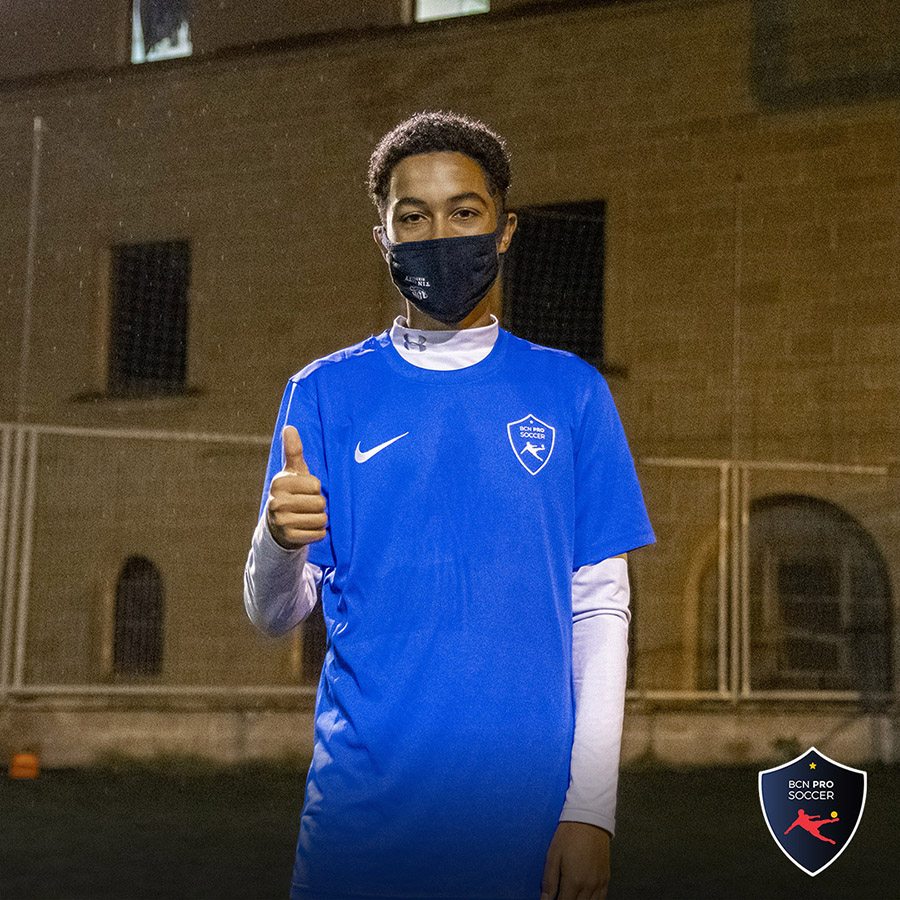 BCNPROSoccer_'s tweet photo. 🤩 Lucas, our youngest player in BCN PRO just arrived at the residence 🏠🌎

We are so blessed the american player 🇺🇸 chose our program to continue his development 📈

Be one of us! Be BCN PRO! 🔝⚽

#WherePlayersAreMade ⭐️
#BCNPROElite ⚡️⚽️ https://t.co/67E7g4fSYH