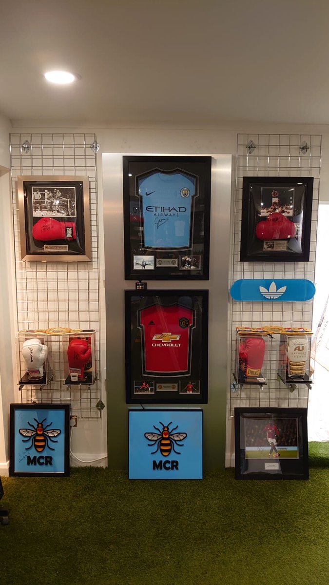 This is how our shirts are done ✅ Regular framed Box framed we can pretty much do anything - add lights photos medals etc... coz we are AUTOGRAPH ART..... 👊🏼⁦@nattam_sayin⁩