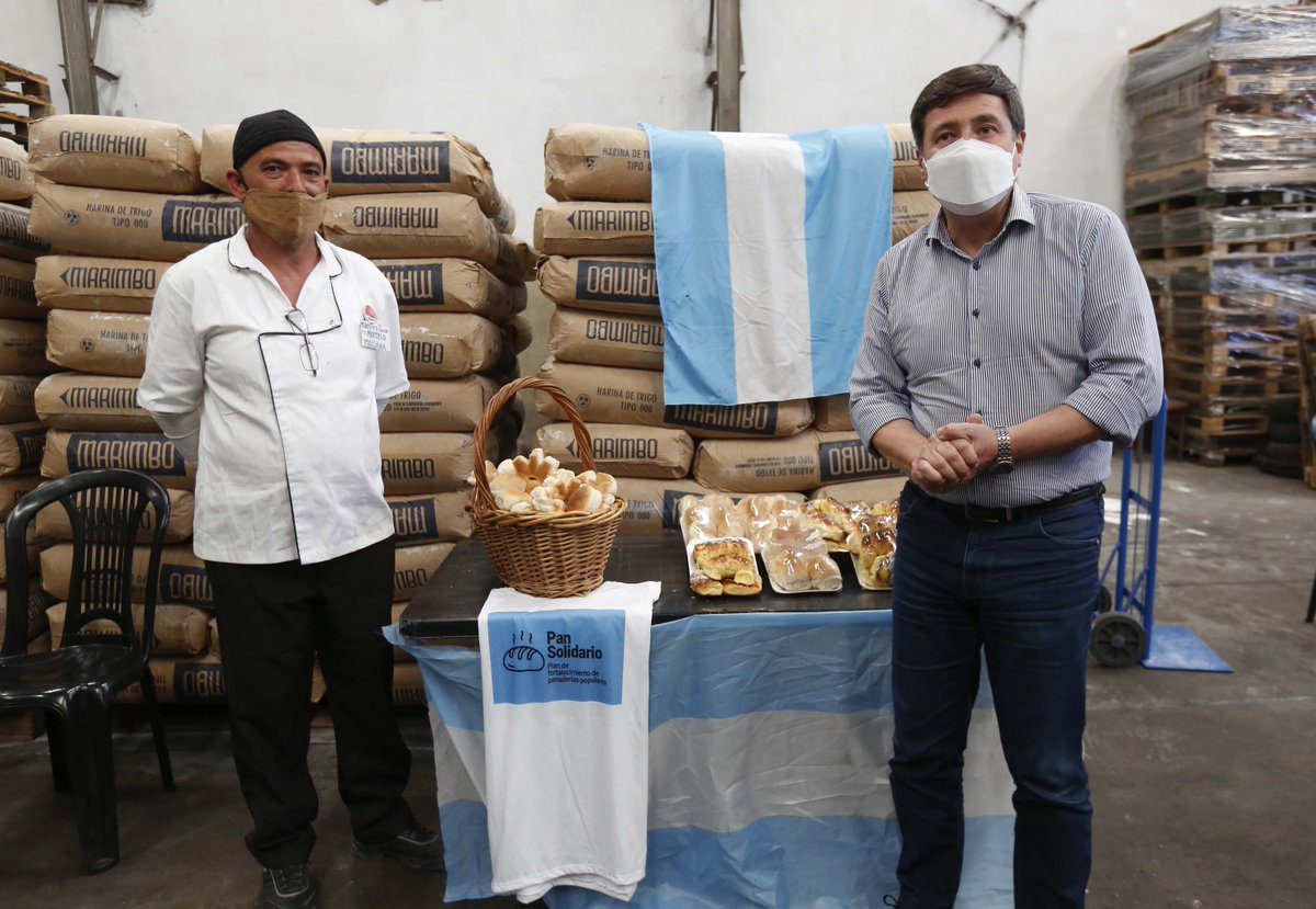 Fortalecemos panaderías populares para vender pan a precios accesibles