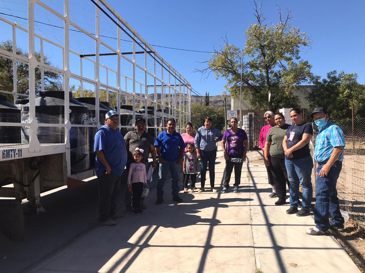 refs4131's tweet photo. Los habitantes de Manuel Benavides, Chihuahua, agradecen a la @CongregacionMT por el apoyo recibido dentro del Programa de Agua Limpia para el almacenamiento de agua de uso domestico (Tinacos y Cisternas). https://t.co/I0JF7hGwBT