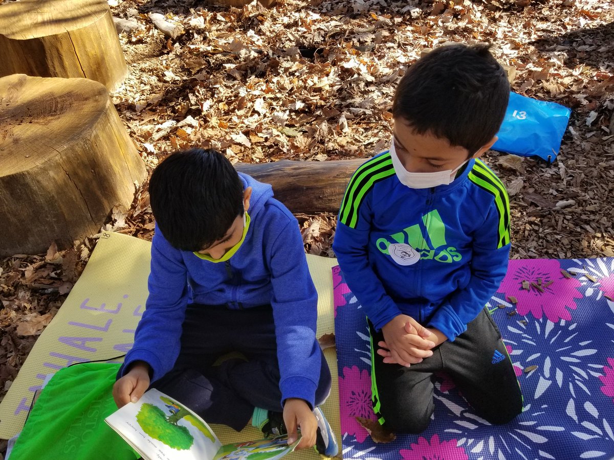 Taking advantage of this gorgeous day with one of our outdoor learning spaces! Reading time has never been so relaxing 🍁

"Miss Stahl...this tree is AWESOME"