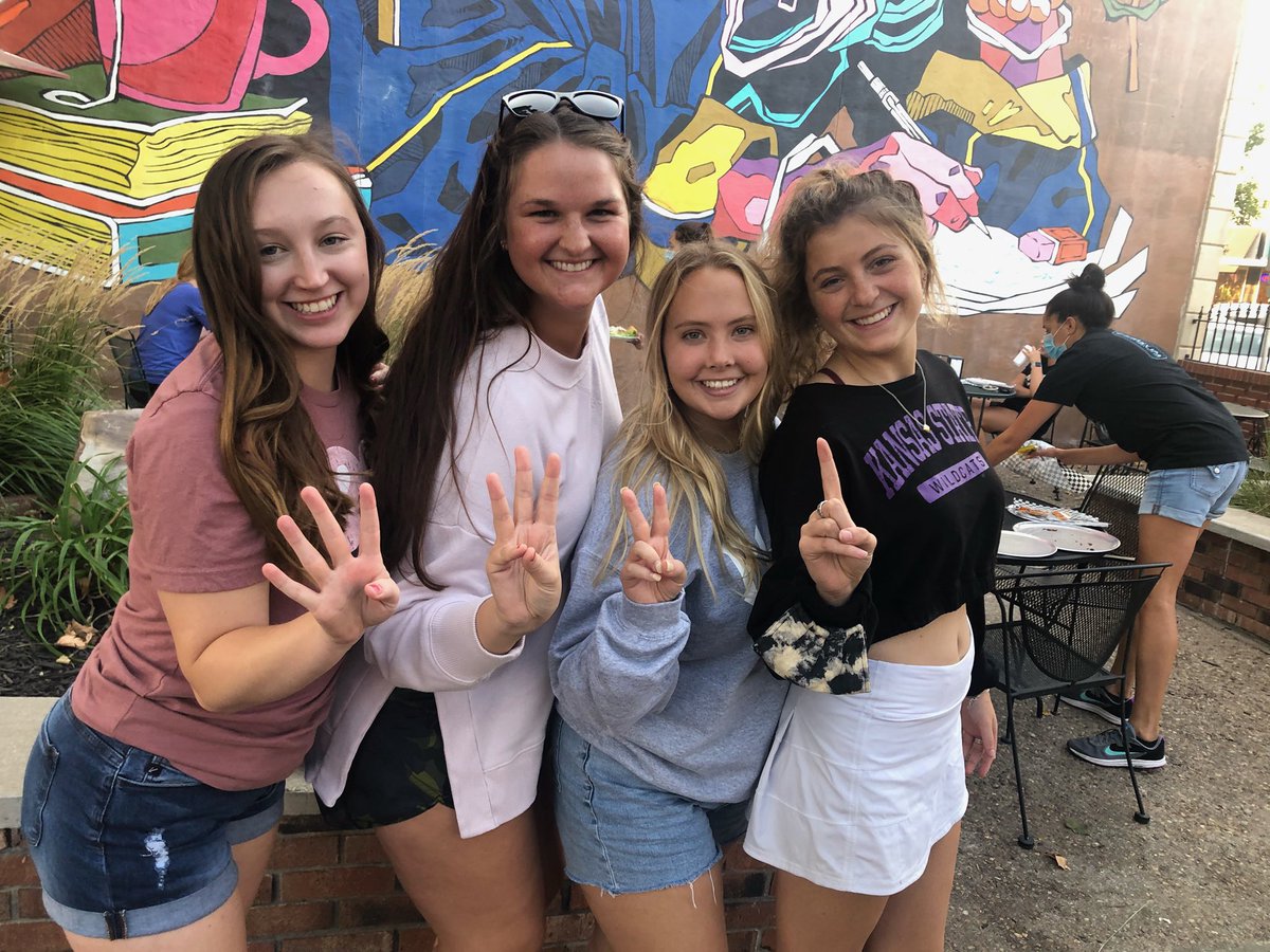 happy #wingitwednesday from me and my awesome fam