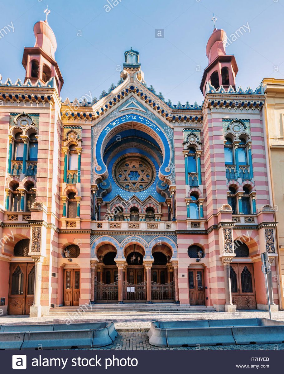 I love polychromy in architecture, and the Jubilee Synagogue in Prague blew my mind when I saw it as a kid, a completely joyous copulation of Moorish revival, colour, and raucous art noyveau references, built in 1906