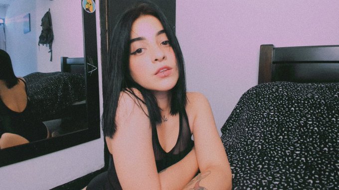 onlineee🥰  @chaturbate #camgirl https://t.co/O38DhFP2Vd<a class="tags" href="/tag/chaturbate">@chaturbate</a><a href="/tag/camgirl"class="tags">#camgirl</a>