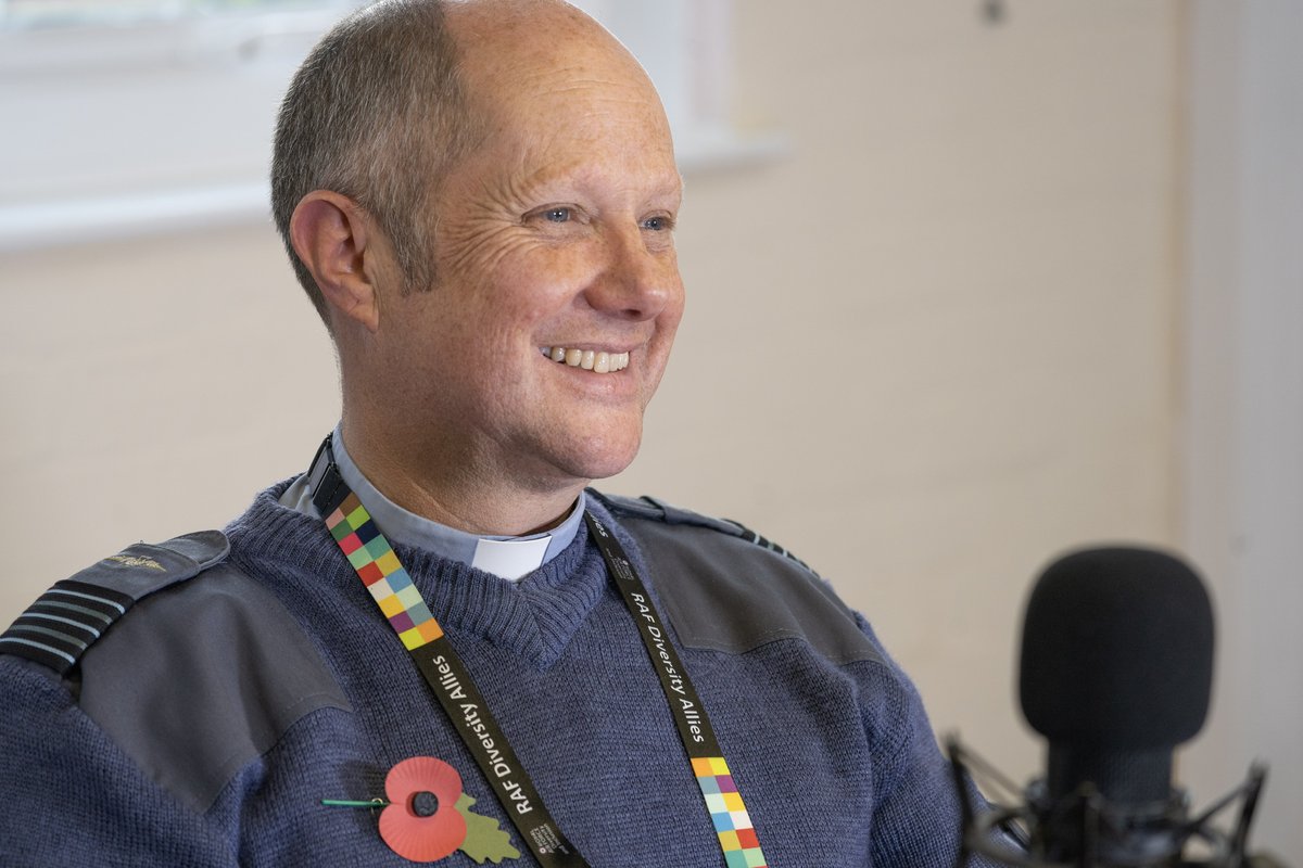 Hear moving stories and thoughts from RAF personnel as we host a special #RemembranceSunday service from RAF College Cranwell on <a href="/BBCRadio4/">BBC Radio 4</a> Sunday 8th Nov at 8:30am.

Join us to reflect, remember and give thanks.

#Remembrance
