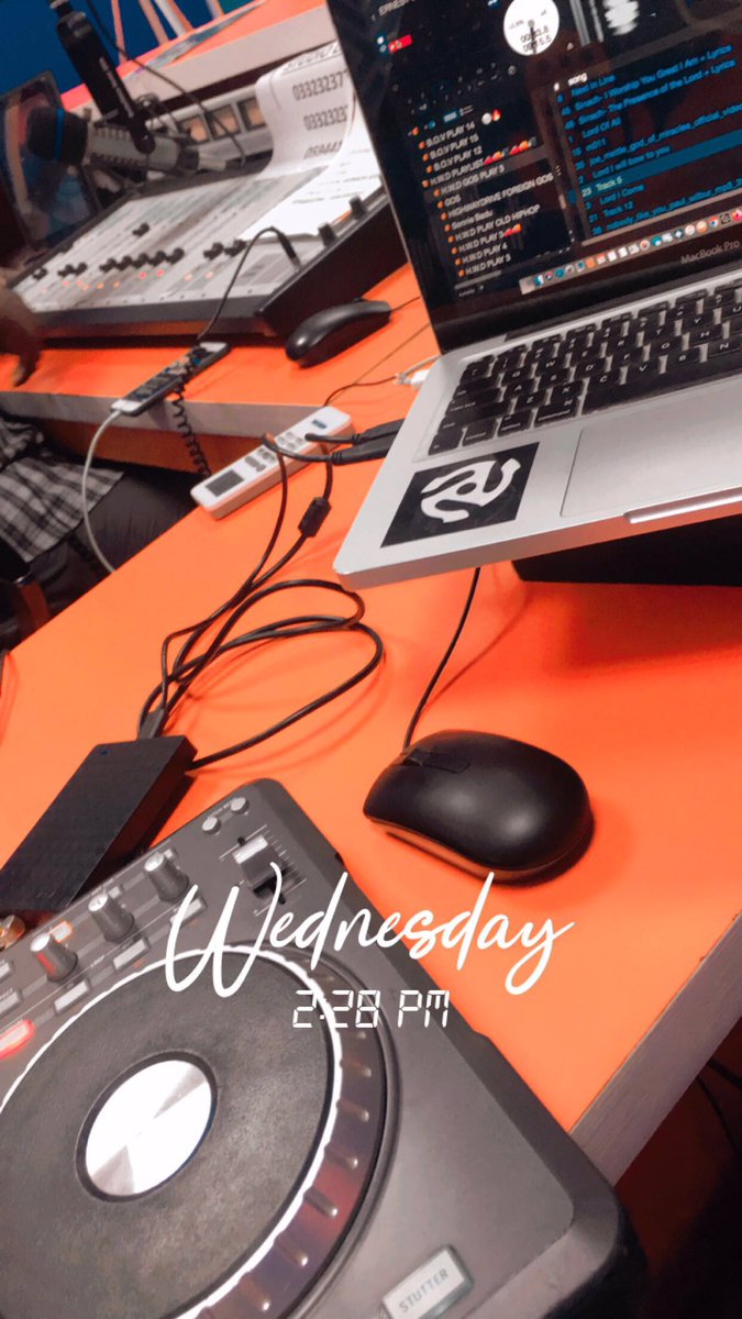 idjajingo's tweet image. It’s The #HighWayDrive with myself x kwaamekayAbrantie from 3pm-6pm

Np▶️▶️ #SpeedUp🎶🎵 by @fameye_music  on @nyce907Fm🇬🇭📻