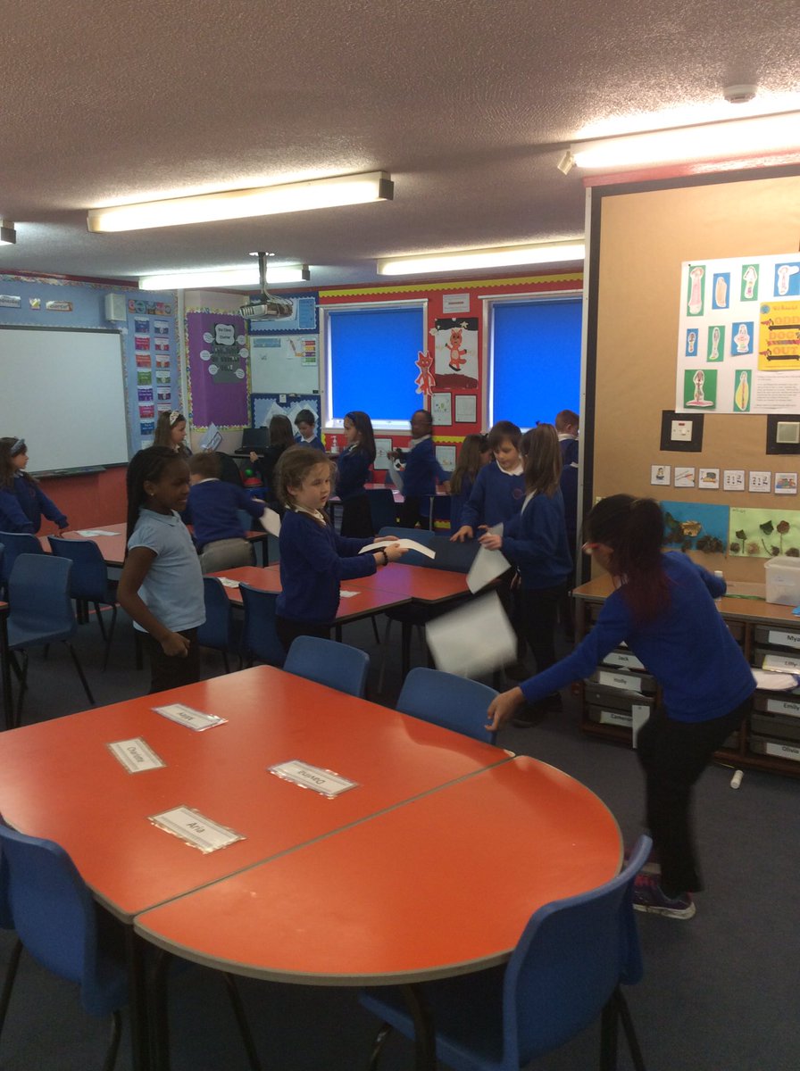 MrBryce20's tweet photo. Primary 3 have been learning about forces as part of our STEM topic. Today we looked at air resistance by dropping paper onto the floor and working out ways to make it fall faster. The most effective method was to scrunch the paper into a ball! @DanestoneP https://t.co/wZDhMtEQ2c