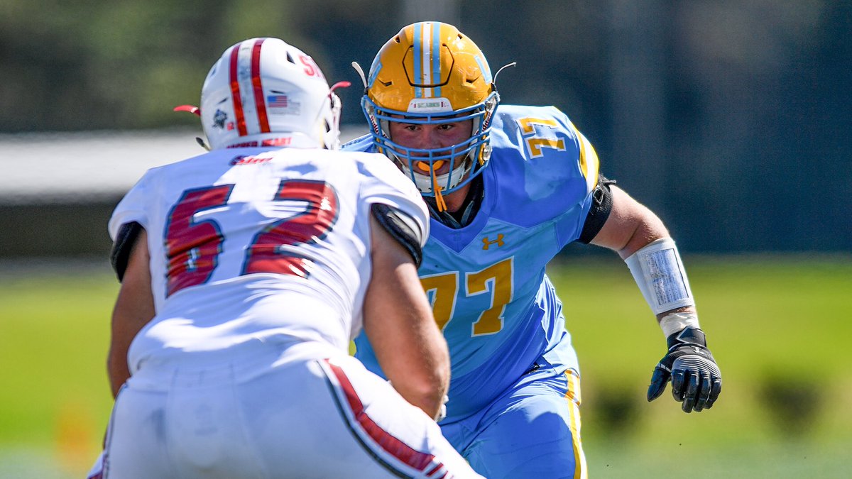 elijah_hoskin's tweet photo. Blessed to receive a D1 PWO offer from Long Island University @LIUSharksFB @CoachRagonesi @FBCoachCollins @CoachBsmith_ @CycloneEV @CoachP_eterson #FinsUp #Time2sw1m 🦈🟡⚪️ https://t.co/13bbo370St
