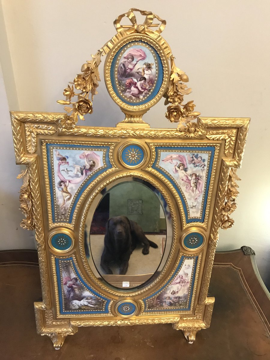 hawley_caroline's tweet photo. Mirror mirror...another quality lot in #Hawleys #November 21st/22nd sale. #porcelain #gilt #TableMirror https://t.co/5ng2wWNleL