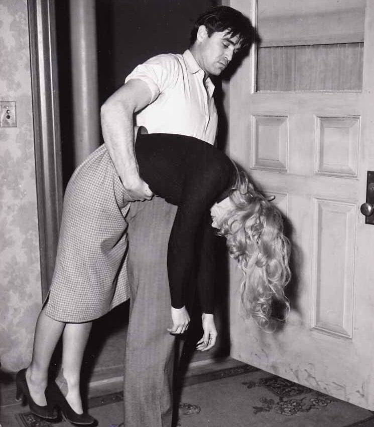 I’d been spoiled for some of what happens in the finale (the film played at Ritrovato this year), but the entirety of the third act (from the attempted rape onwards) is incredibly tense and extremely dark.  #Noirvember