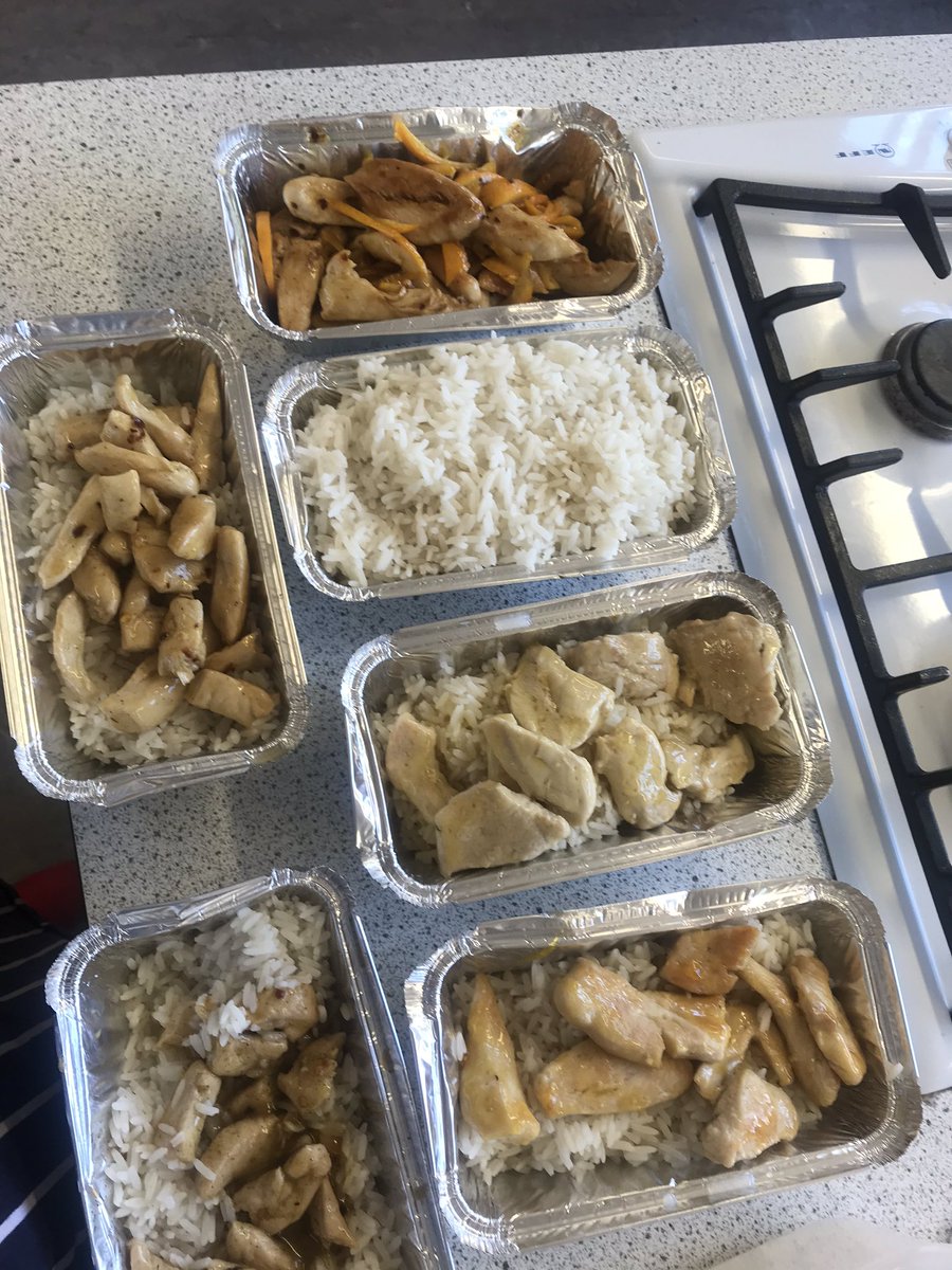StMachar_HE's tweet photo. Well done to the practical cookery pupils today, who made this fantastic chicken with an orange and honey sauce! 😻👏🏻 @stmacharacademy https://t.co/fR4dN7J3Tx