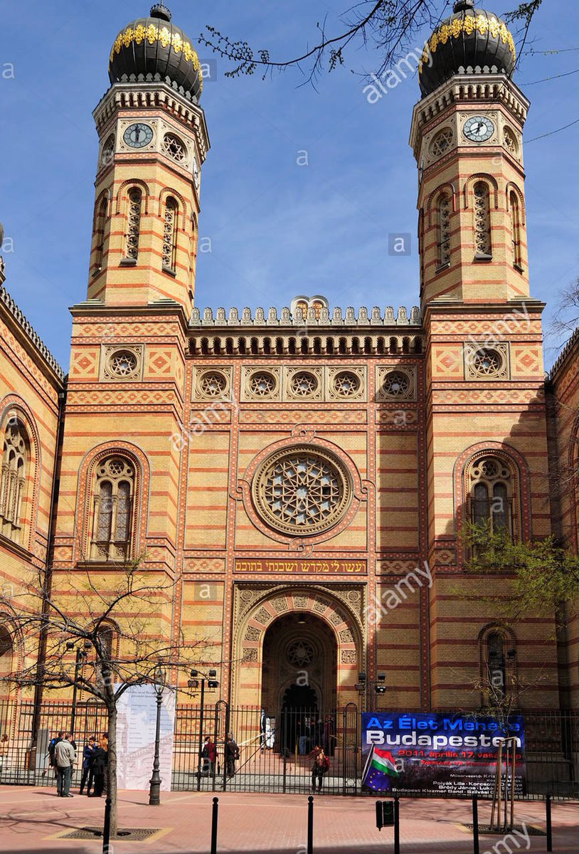 I cant mention the Austro-Hungarian empire without posting Budapest’s epic Gr8 Synagogue 1854-9, the biggest in Europe, & fittingly 4 such a splendiferous city it is absolutely, divinely OTT, a welcome expression of Jewish emancipation that was happening in the Empire @ the time