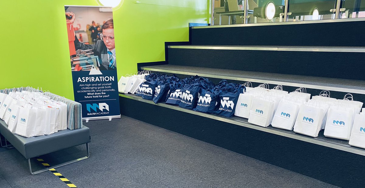 MaltbyAcademy's tweet image. We loved giving these out today! #GradeChasers #RevisionGuides #KeyDriverAspiration