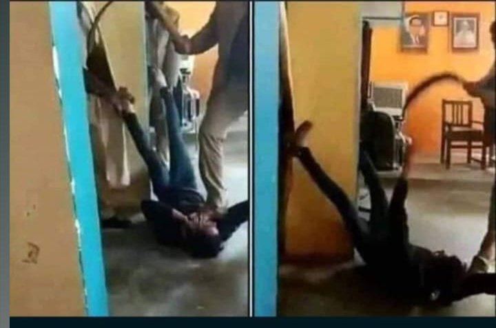 BaisKu's tweet photo. @PMOIndia @narendramodi @myogiadityanath @AmitShah @RASHTRABHKT1947 
Ek hindu sipahi ke sath aise bartaw kiya ja rha hai Thakre saheb sab yaad rakha jayega
Maharastra govt. Murdabaad
#JusticeForArnab #ArnabWeAreWithYou #ArnabGoswami @ThePushpendra_ @Republic_Bharat https://t.co/En9ymDQA76
