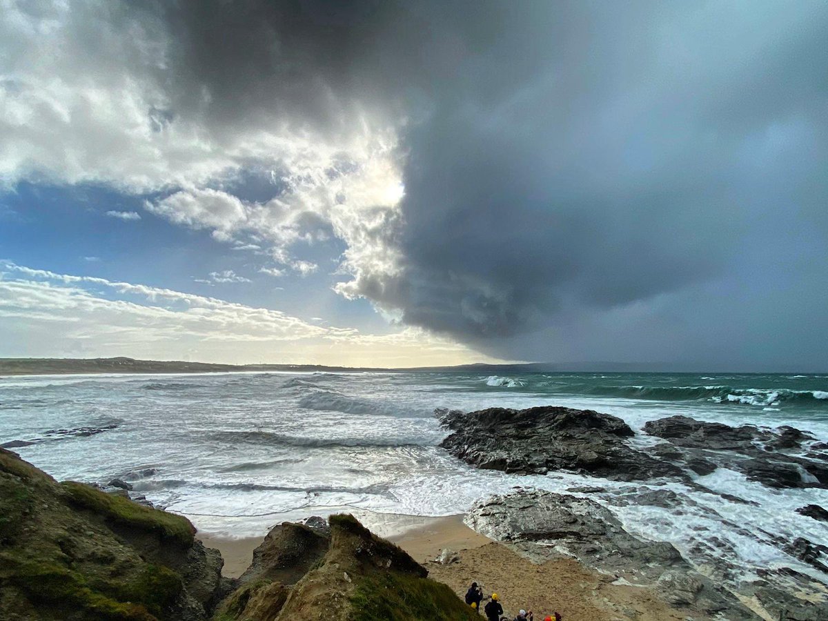 CambSchMines's tweet photo. We’ve been working hard finding how we can safely run field classes in line with Covid-19 guidelines, and we were delighted to get out last week with our 1st year geologists to Godrevy! Even though the weather and angry sea tried to scupper our plans, we all had a great time! 🤩 https://t.co/QgzcjARhNp