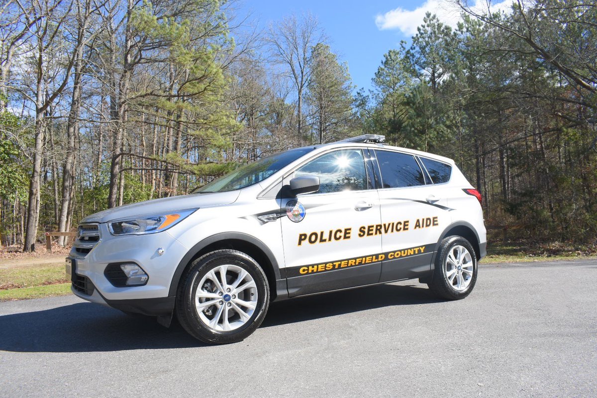 Friendly reminder that this position closes on 11/8! Share with anyone you believe would make a great addition to our #ccpd team! Apply at chesterfieldpd.com!