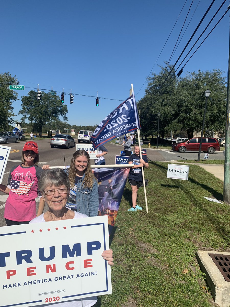 LarryBellamy11's tweet photo. @realDonaldTrump we rooting you on down here in Florida.. it’s a shame the dems have to corrupt the system https://t.co/UFJ6NALEro