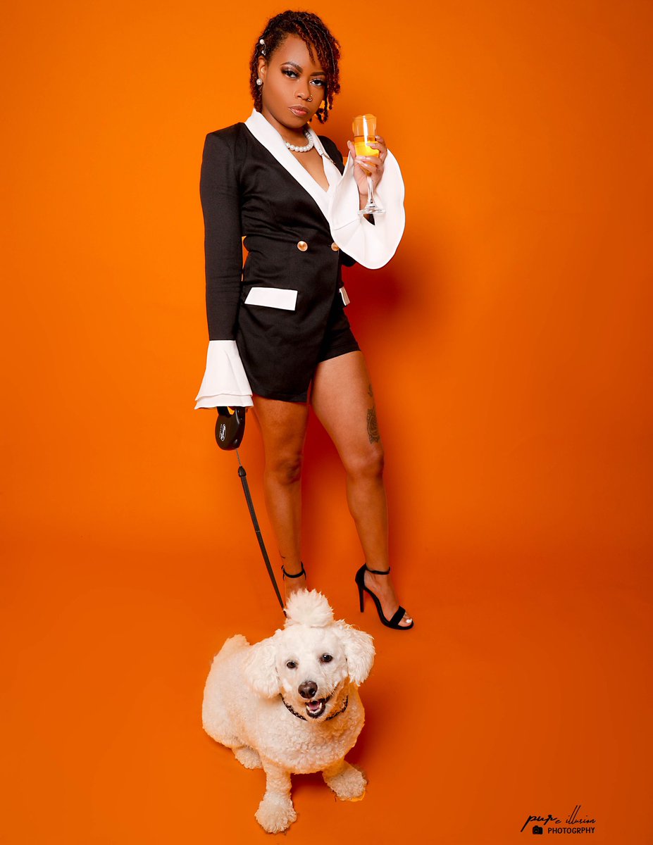 its_kiyah's tweet photo. It’s my Poodle year 😘🐩🥂 #22 https://t.co/a2VEKraM6B