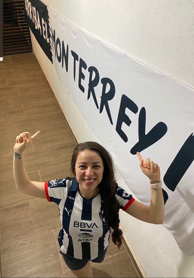RosalesM21's tweet photo. Vamos mis @Rayados a ganarlo todo!! Que alegría ser del Monterrey🔵⚪️
#RayemosLaCopa https://t.co/n1Trso0LAs