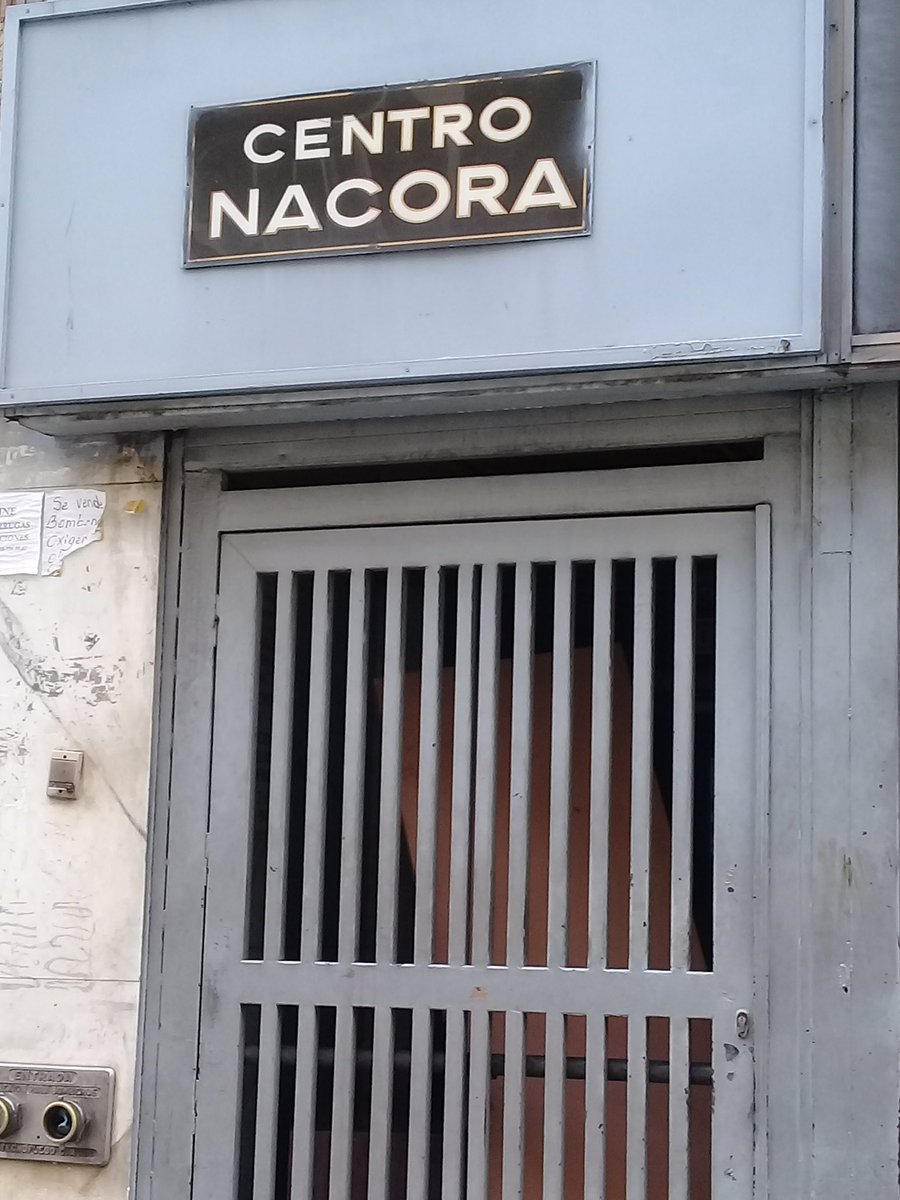#Ahora En Desarrollo | NO A LA INVASIÓN DEL EDIFICIO CENTRO NACORA ... en el Centro de Caracas...
Trabajadores y familias emprendedoras tienen su patrimonio en esas oficinas no a la invasión del edificio #Nacora del centro de Caracas <a href="/NicolasMaduro/">Nicolás Maduro</a> <a href="/drodriven2/">Delcy Rodríguez</a> <a href="/dcabellor/">Diosdado Cabello R</a>